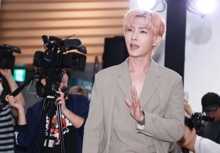 炎亞綸今帥氣出席品牌活動。彭欣偉攝