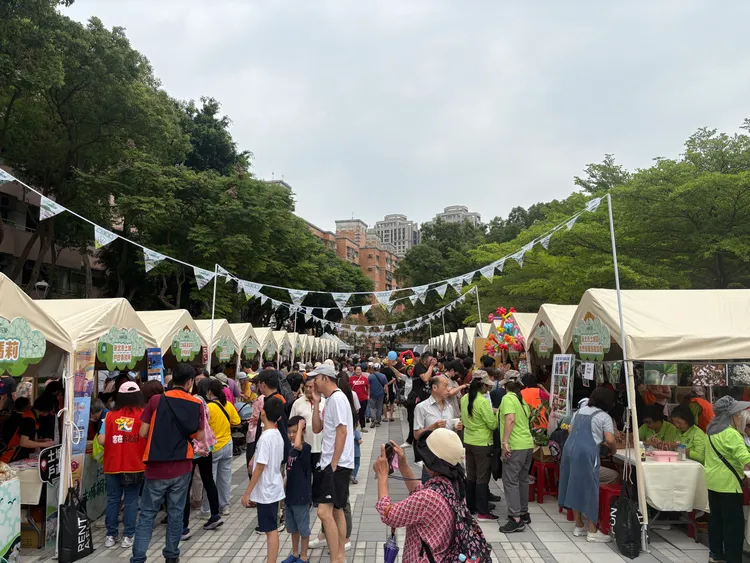 客家祭文化市集攤位。公所提供