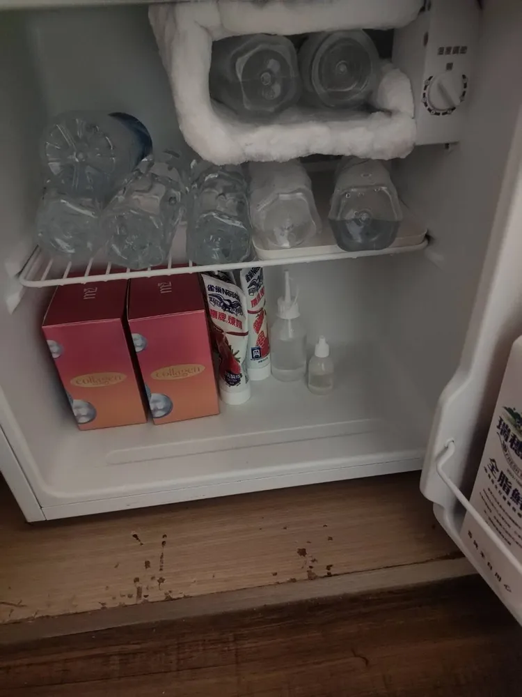 警方查獲相關證物。翻攝畫面