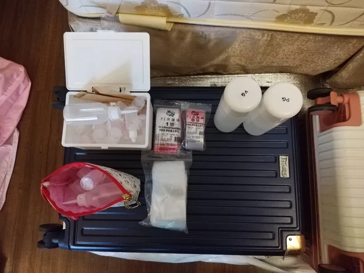 警方查獲相關證物。翻攝畫面