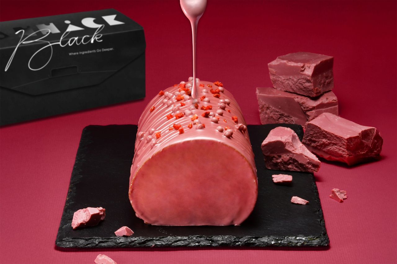 亞尼克母親節獻紅寶石巧克力生乳捲 預購最高88折、盲盒同步開搶