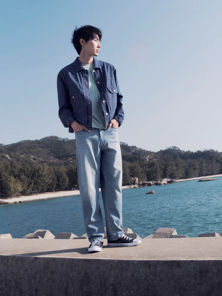 Levi’s® Type II丹寧工裝夾克3990元、568™直筒繭型丹寧褲4590元。品牌提供