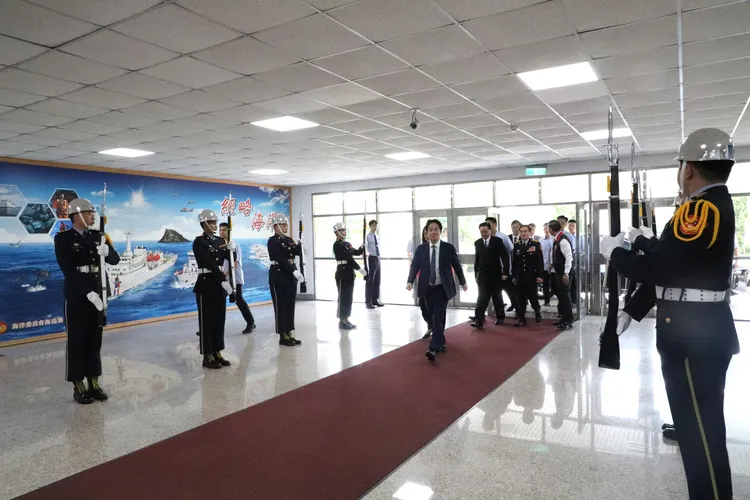 賴清德視導海巡署。翻攝畫面