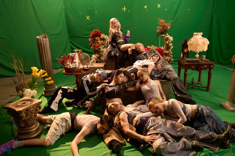 郁欣 出道單曲《Want Me Back》結合綠幕特效帶來奇幻視覺效果。KTJ Holding  提供