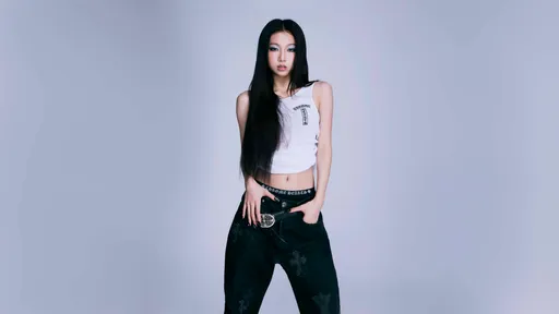 最強正妹新人挾200萬人氣出道　演過周杰倫MV！貼文G-Dragon也按讚