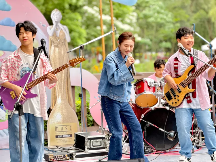 桃園桐花祭五場「桐樂會」接力登場，分布於五大賞桐區，結合舞台表演、市集活動、手作體驗及在地文化展演。客家局提供