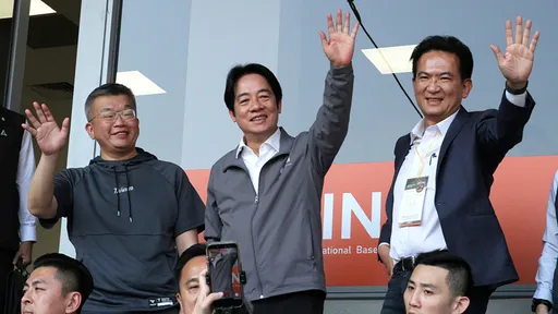 趕攤商風波｜蔡其昌「努力協助解決」　陳亭妃：拜託市府溝通清楚