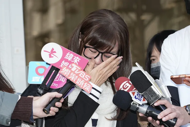 龍千玉曾在曹西平靈堂外泣不成聲。資料照片、彭欣偉攝