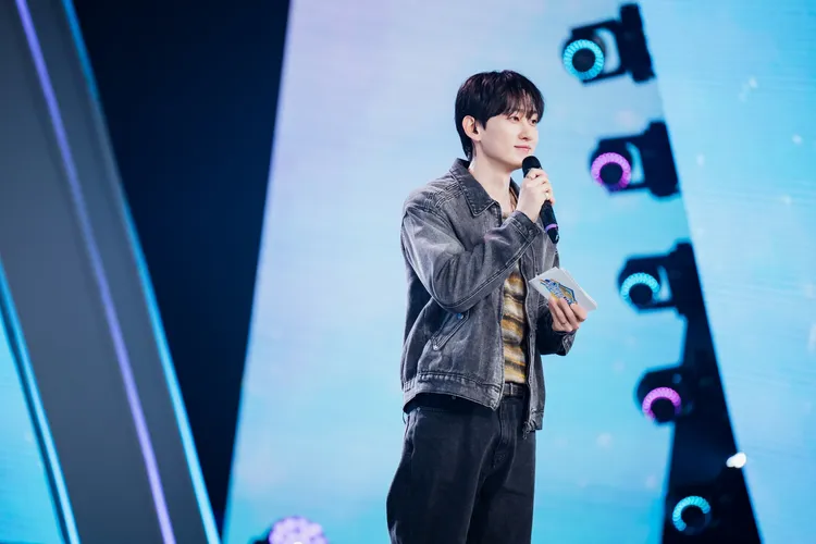 MC銀赫對這次主題PK「偶像團體對決舞台」充滿期待。緯來電視網提供