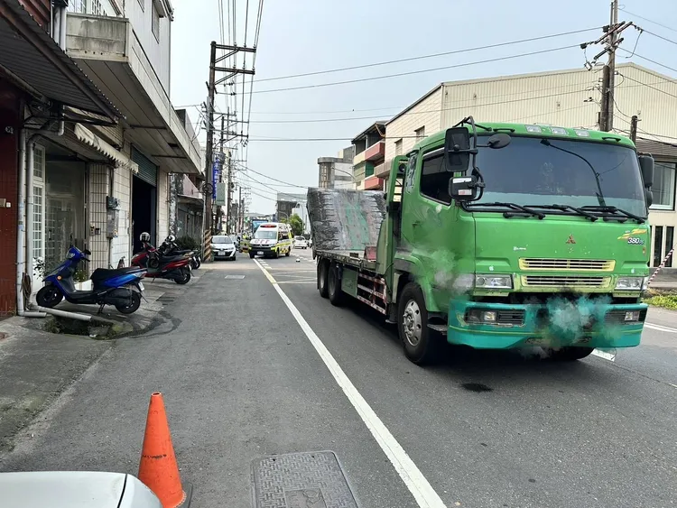 車禍現場。翻攝畫面