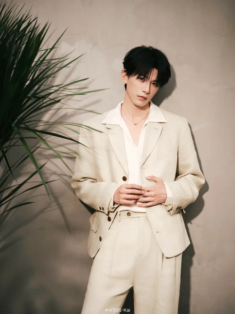 鄧凱也因《逐玉》收獲人氣。翻攝鄧凱微博