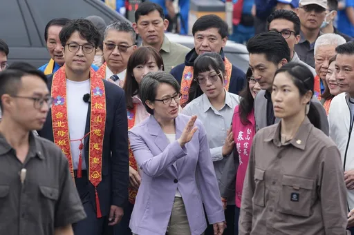 北市選戰起跑？首度與沈伯洋同框　蔣萬安反應曝光