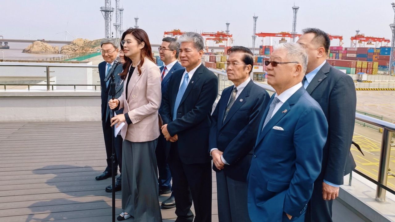 鄭麗文訪中「兩個事實」 綠委:中共演都不演把國民黨當要飯