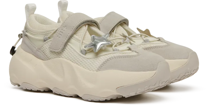 Rockfish Weatherwear X ILLIT BRYN VELCRO SNEAKERS V2瑪莉珍運動鞋，3980元。品牌提供