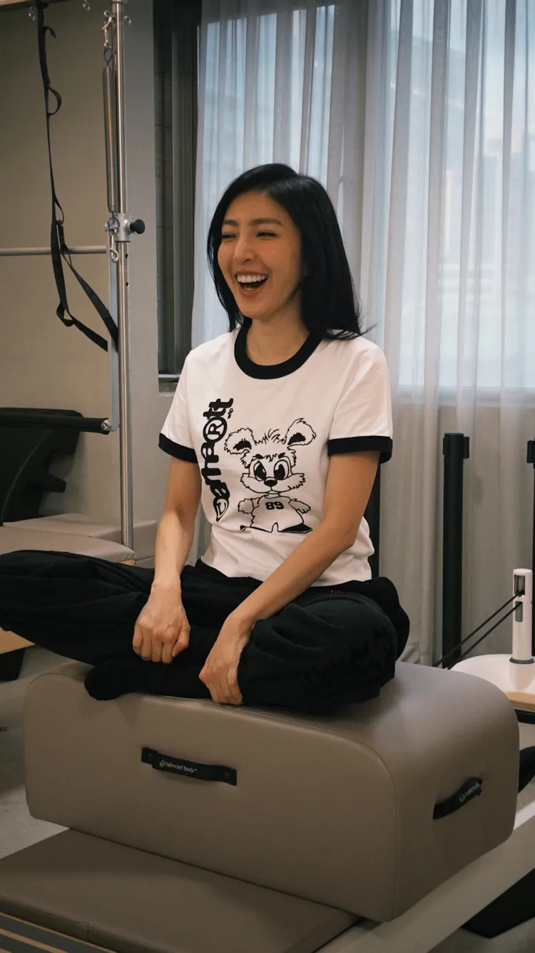 楊謹華享受器械皮拉提斯課程。虎鐵健身 X 器械皮拉提斯提供