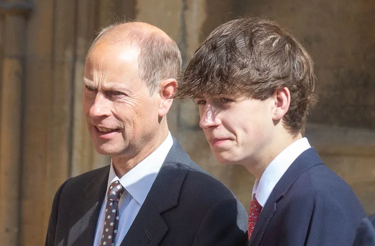 詹姆斯與父親愛德華王子作風都很平實低調。路透