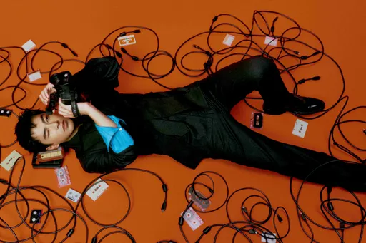 曾敬驊新身份曝光！原以為當人形立牌　轉念不躲了做自己