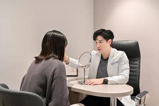 歲月悄然逆轉：鄭瑞德解析母親節「無痕拉提」風潮，佳飛雅承襲蕭弘道大師美學精髓