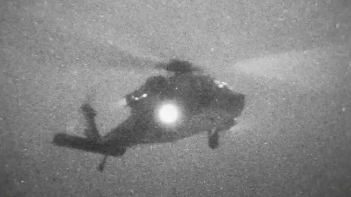 美軍釋出扣押伊朗貨船影片　德黑蘭怒斥「海上搶劫」揚言報復