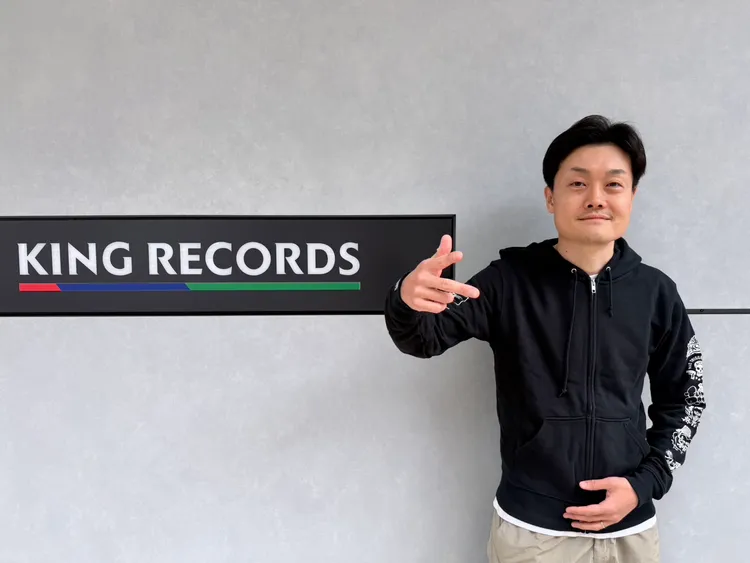 《催眠麥克風》製作人溝江力也來台宣傳。甲上提供