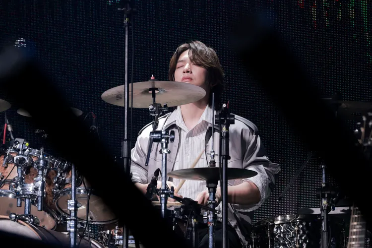 金宰鉉大秀鼓技。SHOWOFFICE提供