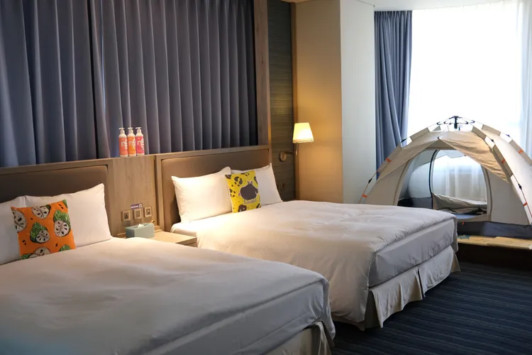 凱撒趣淘漫旅台東推出「親子趣淘野安心體驗」主題活動，凡入住指定房型並攜帶12歲(含)以下兒童之旅客，即贈nac nac活力組和專屬兒童互動卡。凱撒趣淘漫旅台東提供