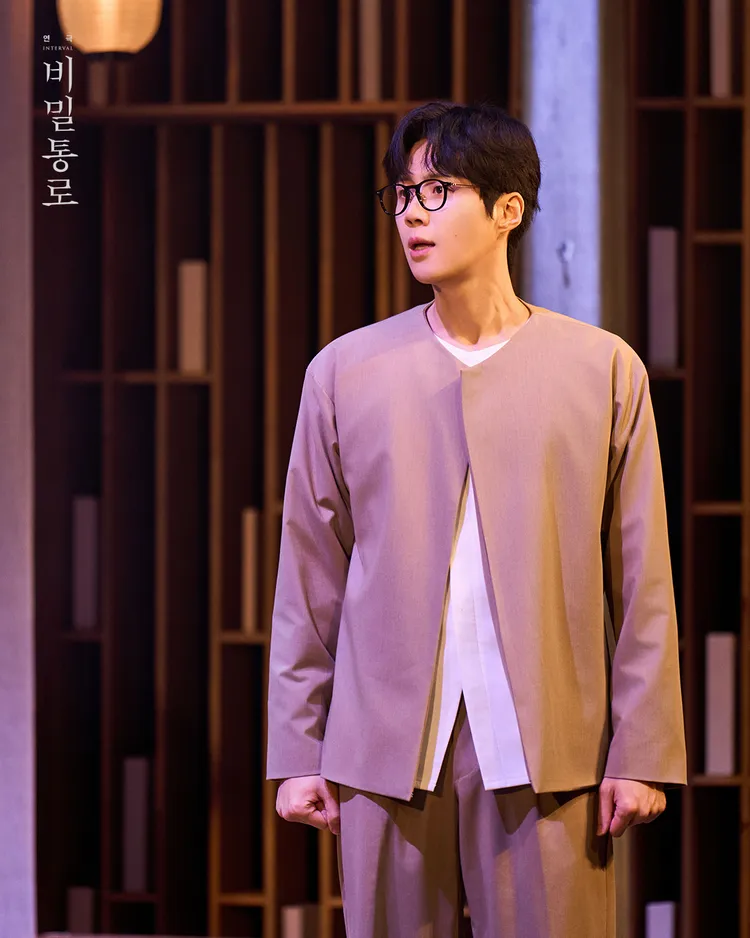 金宣虎不忘初心，最近演出舞台劇《秘密通道：INTERVAL》，有多場哭戲。翻攝CONTENTS HAAP IG