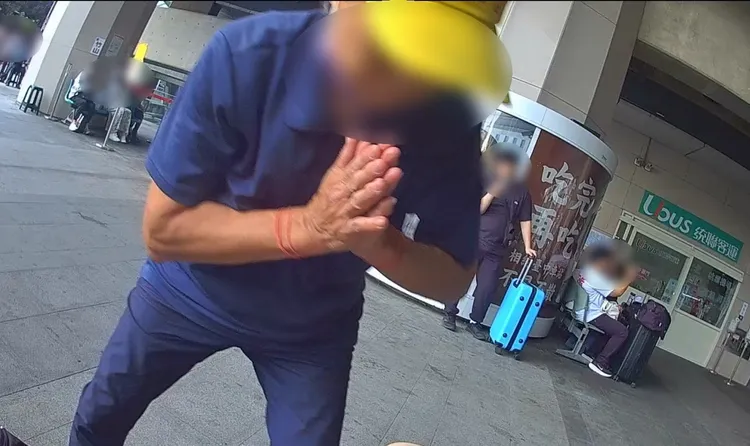 劉婦要去柬埔寨當中文志工，不料卻遺落裝有護照的背包。翻攝畫面