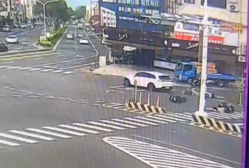 路口暴衝撞機車釀3傷　女子下車「有點茫」　沒喝酒竟是毒駕
