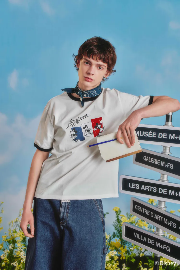 法國國旗的藍白紅配色也融入設計。品牌提供