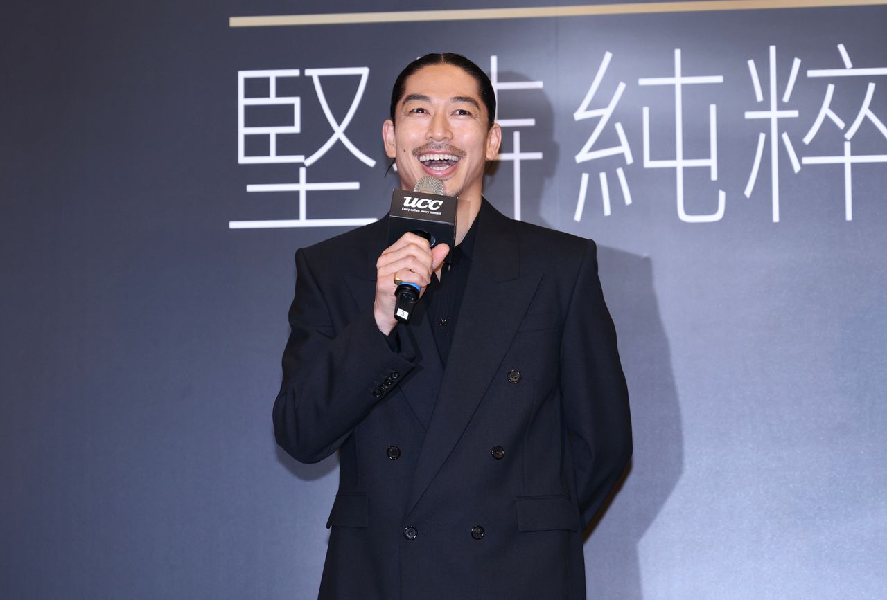 AKIRA跟4歲子學中文「推土機」!聞林志玲見小S哭了這樣說被讚爆