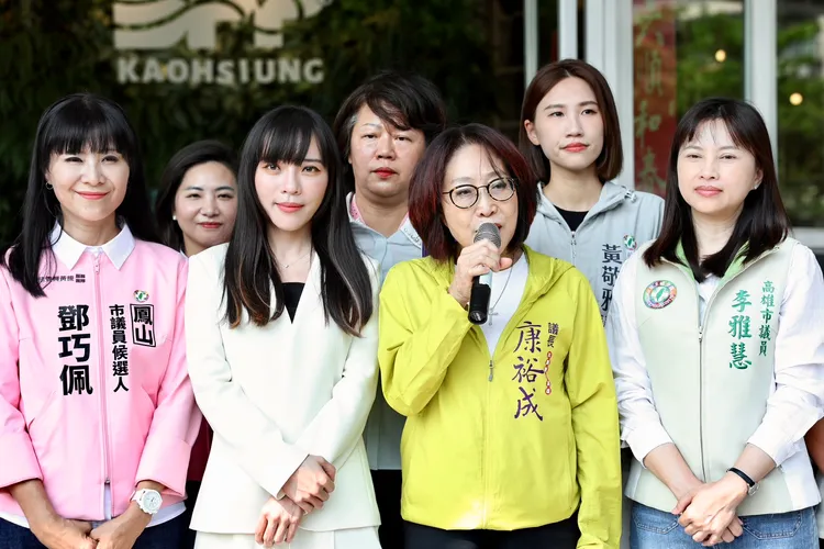 康裕成議長到場力挺黃捷。翻攝畫面