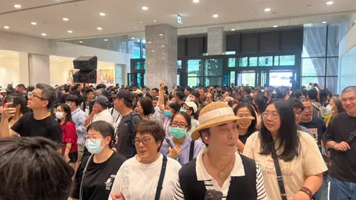 漢神洲際購物廣場開幕人潮擠爆　業者發豪語：目標年營業額200億