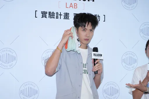 爆與熱戀舒華！柯震東首現身否認：奇怪謠言就停在那邊