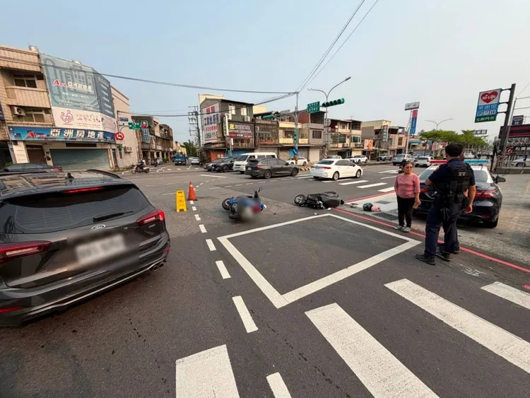 車禍現場。平鎮警分局提供