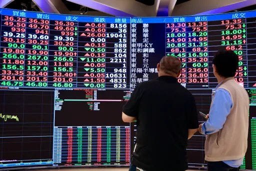 台股衝4萬！低波動抗震成關鍵　定期定額高股息ETF成長與息收兼顧