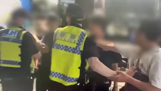 新莊球場也發生衝突！男球迷「外野票想進內野」　被罵滾還想告工作人員