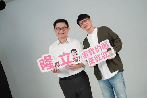 賴瑞隆率綠營高雄隊就定位！領軍議員拍定裝照