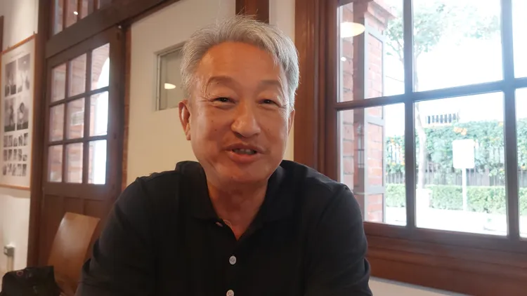 劉仁義在高雄從小學念到研究所，在大樹開業，幾乎一輩子都在高雄。凃建豐攝