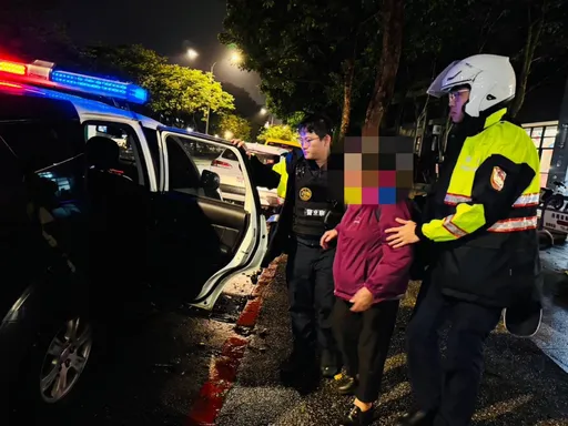 失智婦迷途250公里　南港警靠這物品定位穿梭巷弄找到人