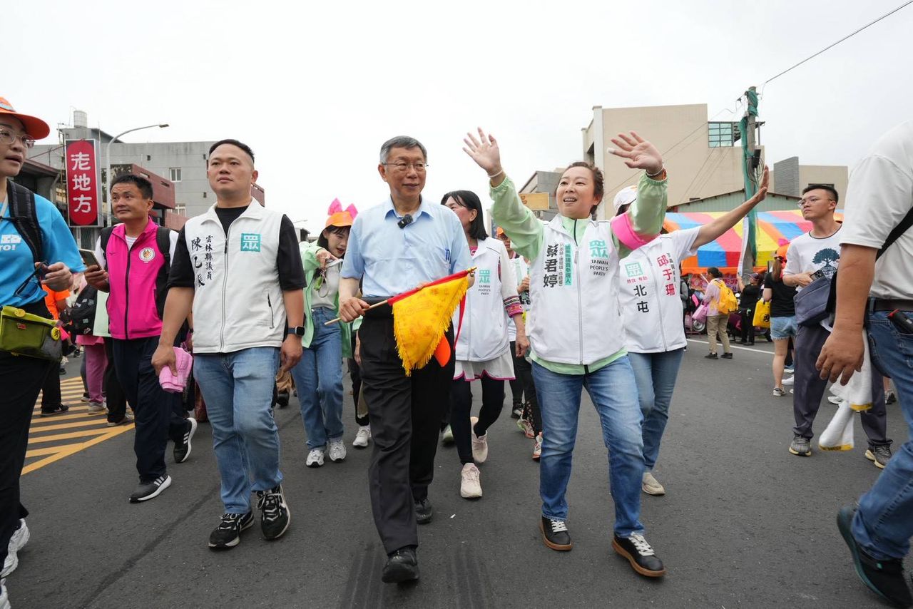 民眾黨開除李貞秀 柯文哲「脫口8個字」:人生還很長