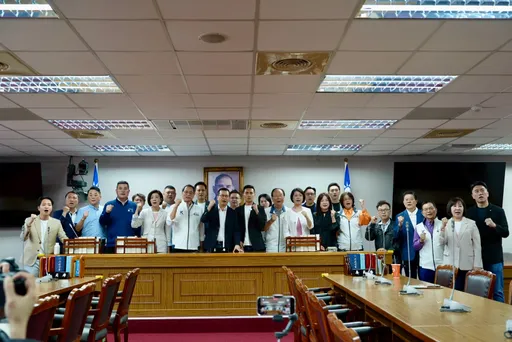 近30立委出席何元楷勝選謝票　羅智強：他絕不會背刺同志