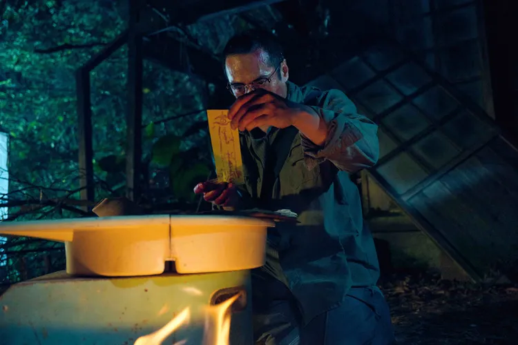 莊凱勛在片中為求翻身不惜信奉邪教。威視電影提供