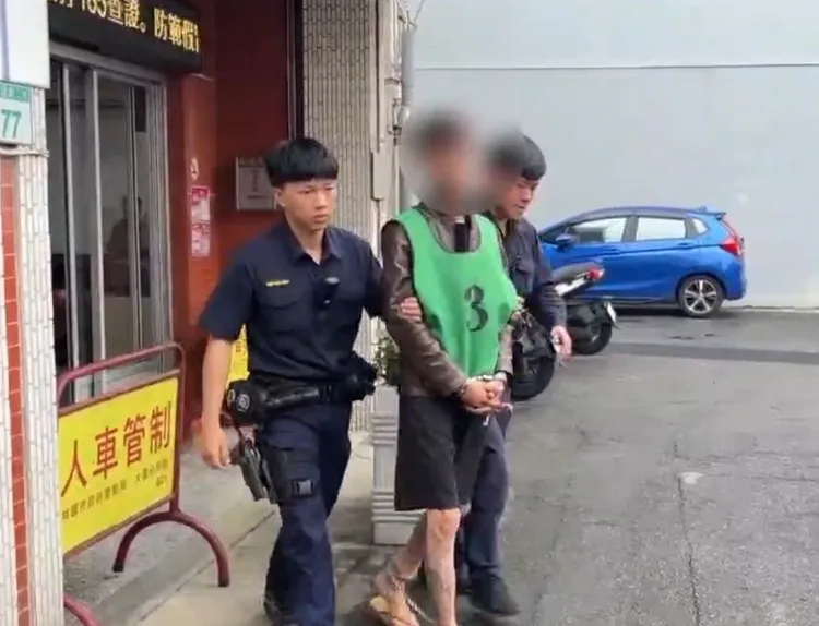 黎姓失聯移工解送桃園專勤隊數容。翻攝畫面