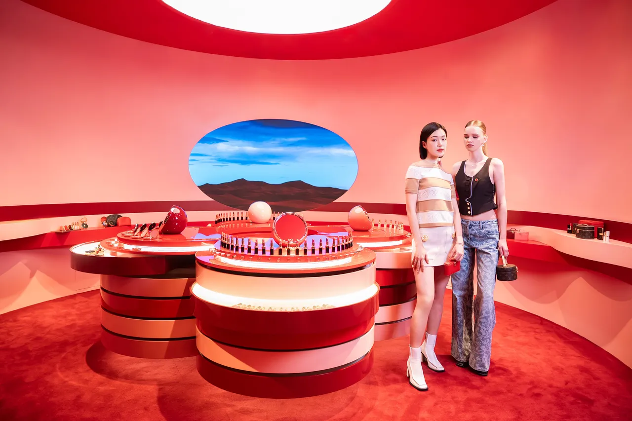 LV全台首家「La Beauté彩妝實驗沙龍」在台北微風信義登場。品牌提供