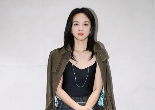 46歲湯唯曬照證實懷二胎　隔10年再當媽喜喊：大大的意外