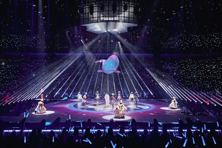 劉若英《飛行日》進化4.0版首度登陸美國，打造視覺效果奇幻迷人的華麗演出。業者提供