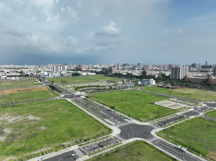 處處都有重大建設開發，也讓台南房價更具抗跌性。南市府提供