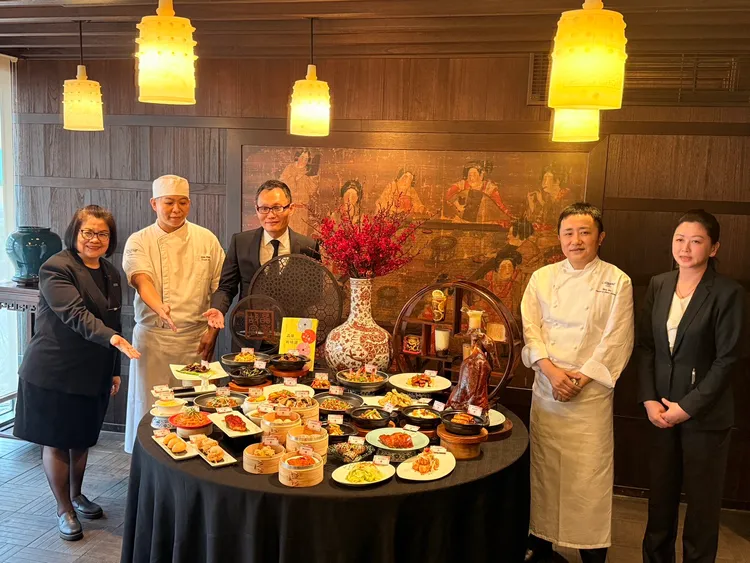 故宮晶華即日起晚餐時段推出「晶華好味道」，全面移植「晶華軒」多道招牌燒臘、港點、燉湯、熱炒及甜點等佳餚。陳揚盛攝