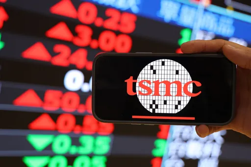 台股單週飆漲5.78%站穩3萬8　市值暴增6.9兆、電子股成最大推手